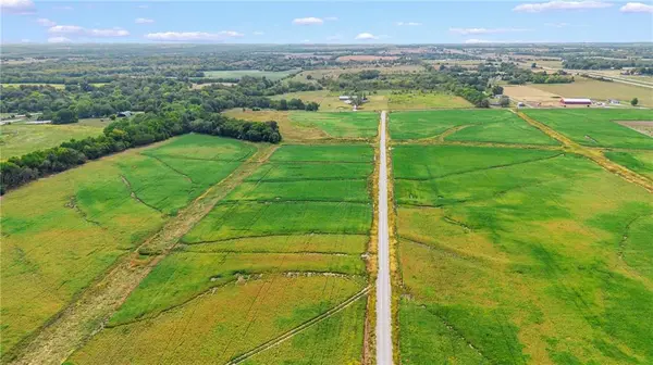 Lot 21 & 22 Smasal RD, Sedalia, MO 65301