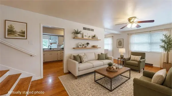 2212 N 33rd TER, St Joseph, MO 64506