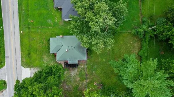 714 E Gudgell AVE, Independence, MO 64055