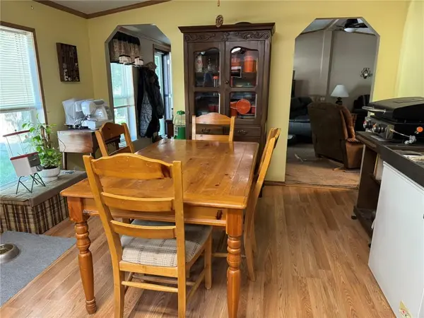 25 El Dorado LN, Linn Valley, KS 66040