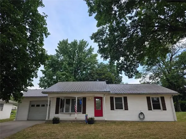 509 W 32nd ST, Higginsville, MO 64037