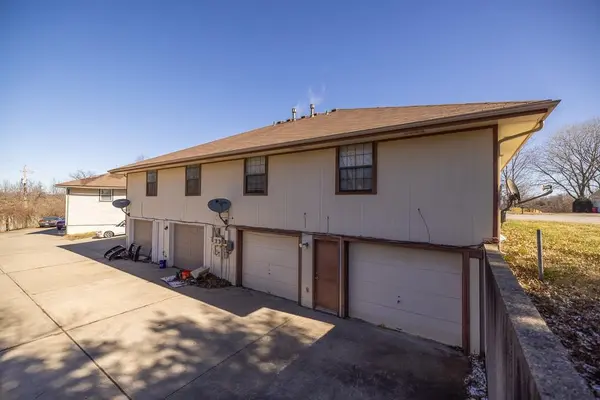 1700 & 1702 S Swope DR, Independence, MO 64057