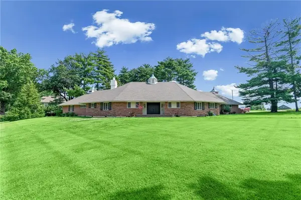 804 N Main ST, Carrollton, MO 64633