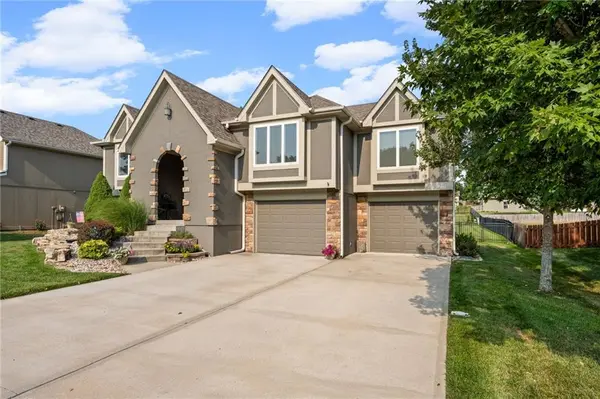 911 Chisam RD, Kearney, MO 64060