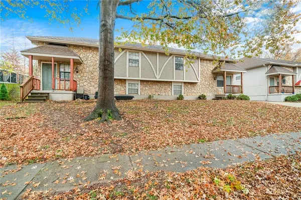 2825 Tepee AVE, Independence, MO 64057