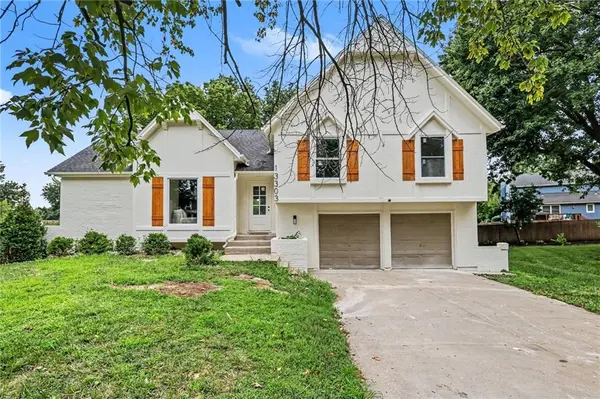 13303 W 105th ST, Lenexa, KS 66215