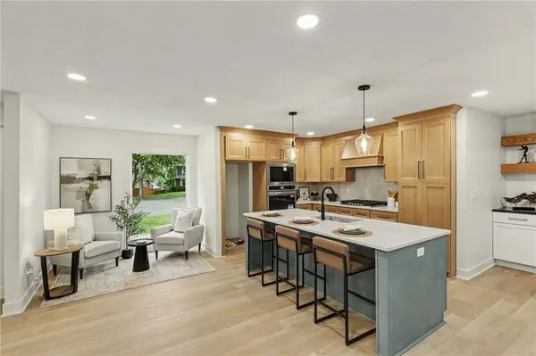 13303 W 105th ST, Lenexa, KS 66215