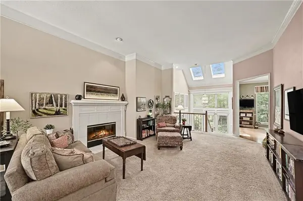 12620 Cedar ST, Leawood, KS 66209