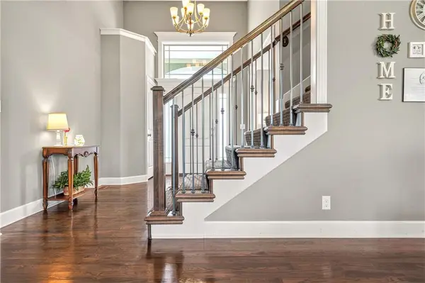 16580 S Sunset ST, Olathe, KS 66062