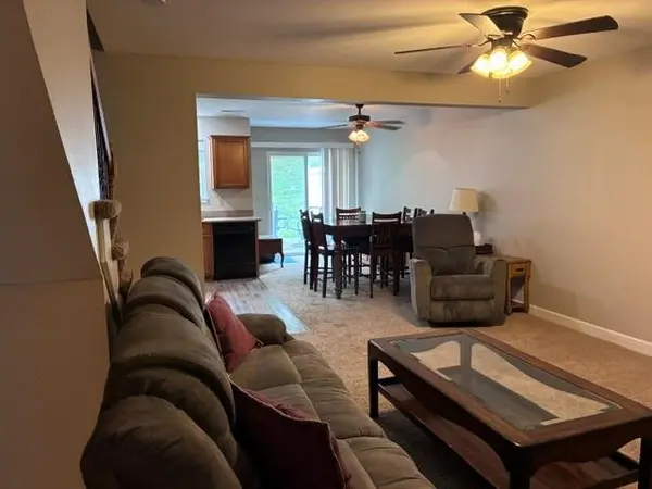 13664 Oak Valley DR, Platte City, MO 64079