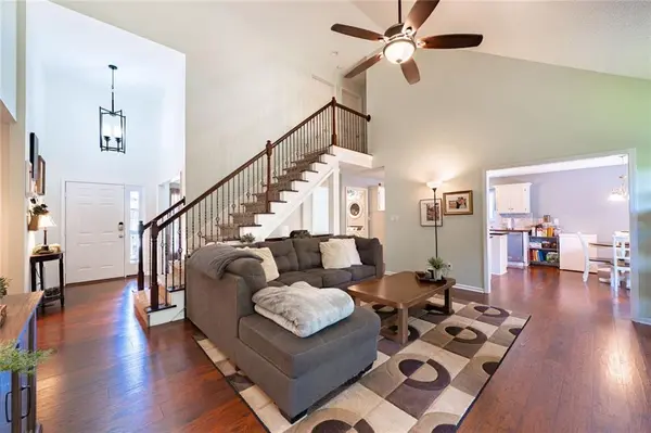 1517 DUNCAN DR, Liberty, MO 64068