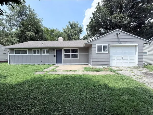 7806 E 112th ST, Kansas City, MO 64134