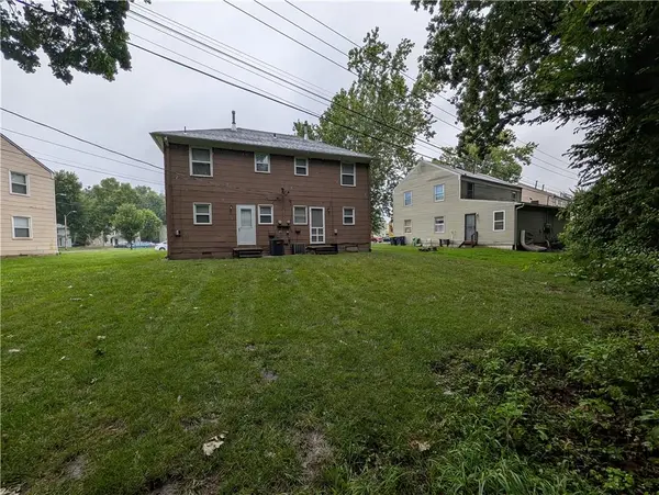 9537 Harrison ST, Kansas City, MO 64131