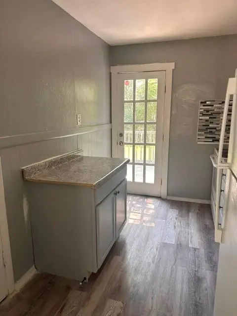 11219 E 24th ST, Independence, MO 64052