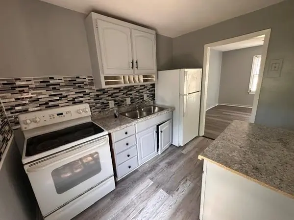 11219 E 24th ST, Independence, MO 64052