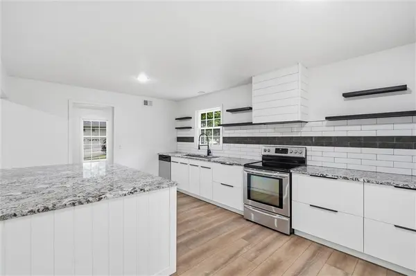 4606 NW 83rd ST, Kansas City, MO 64151