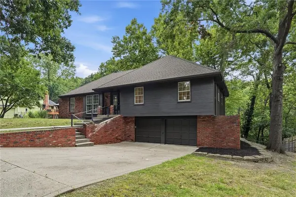 4606 NW 83rd ST, Kansas City, MO 64151