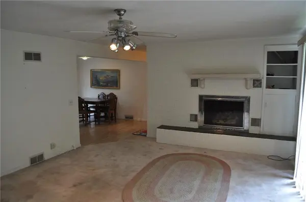7515 NW Lake RD, Platte Woods, MO 64151