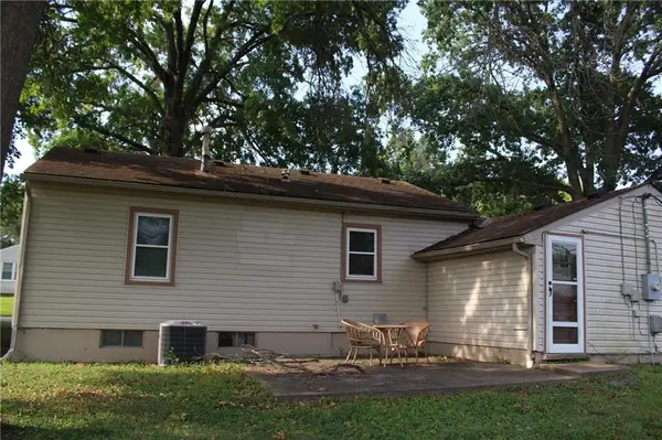 1510 Hope ST, Leavenworth, KS 66048