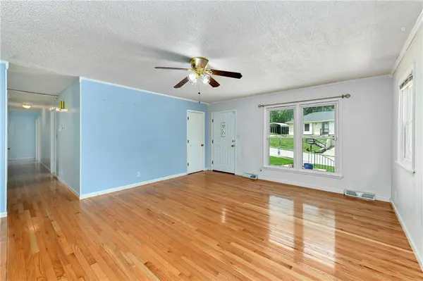 1425 Western ST, Leavenworth, KS 66048