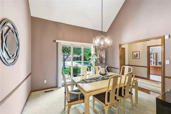 6312 W 108th ST, Overland Park, KS 66211