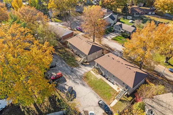 2825 & 2829 Tepee AVE, Independence, MO 64057