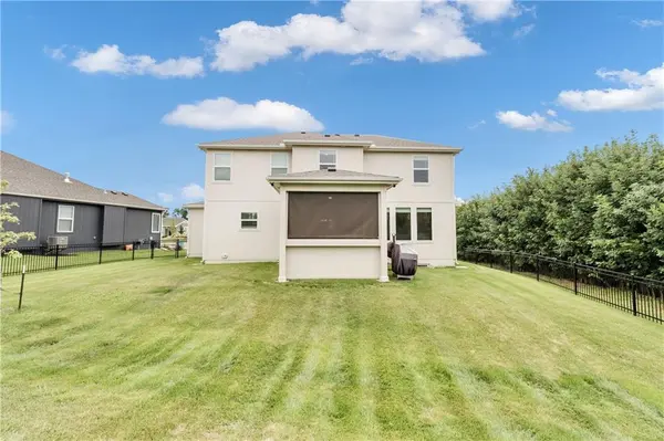 24840 W 178th CT, Gardner, KS 66030