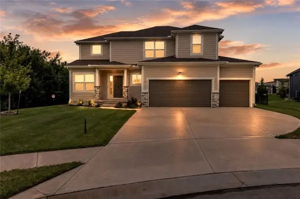 24840 W 178th CT, Gardner, KS 66030