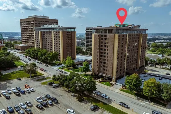 700 E 8th ST #5B, Kansas City, MO 64106