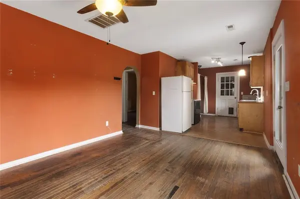 712 Isley BLVD, Excelsior Springs, MO 64024