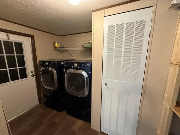 14 Live Oak CT, Linn Valley, KS 66040