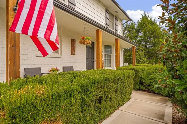 2416 W Post Oak RD, Olathe, KS 66061