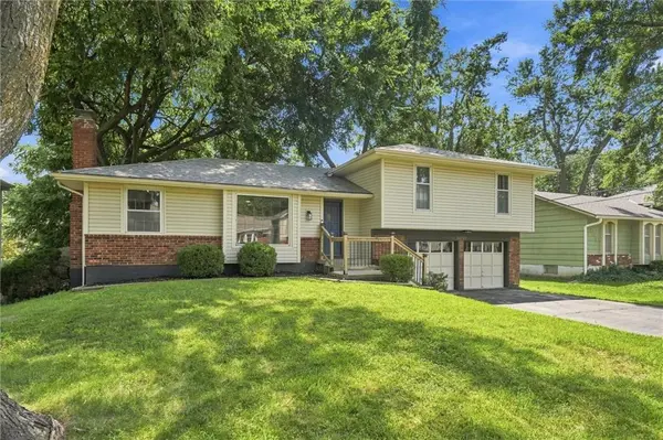 12727 W 100th ST, Lenexa, KS 66215