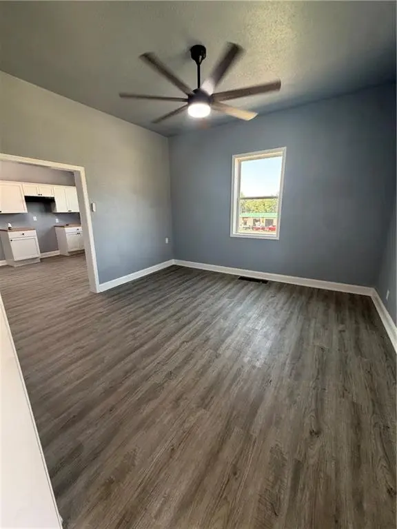 602 Lincoln ST, St Joseph, MO 64501