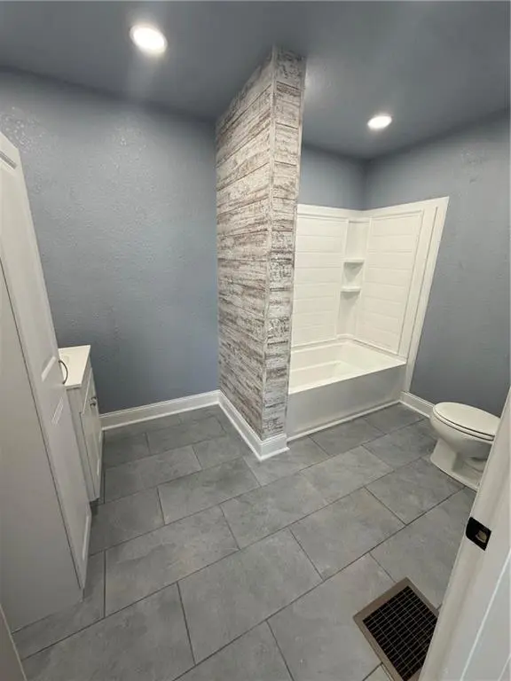 602 Lincoln ST, St Joseph, MO 64501