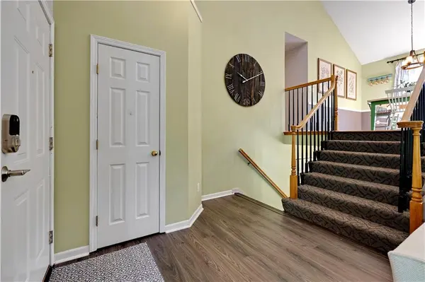 15655 S Apache ST, Olathe, KS 66062