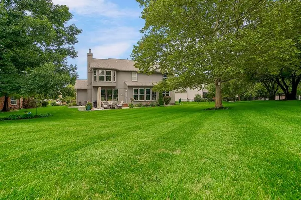 8409 W 154TH ST, Overland Park, KS 66223