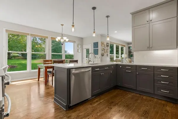 8409 W 154TH ST, Overland Park, KS 66223