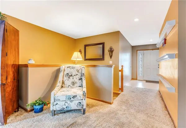 114 Shady LN, Warrensburg, MO 64093
