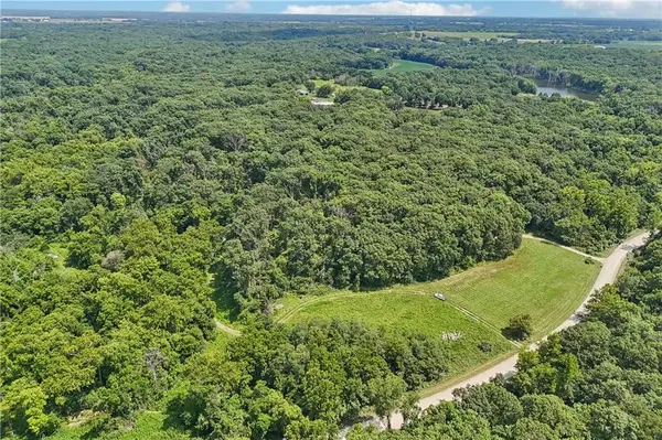 835 SE 601st RD, Leeton, MO 64761