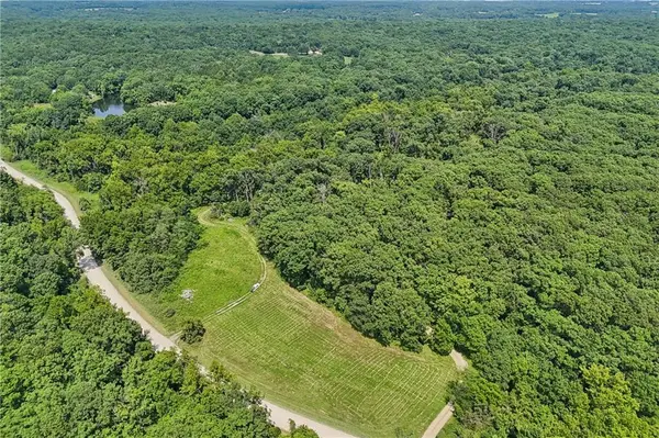 835 SE 601st RD, Leeton, MO 64761