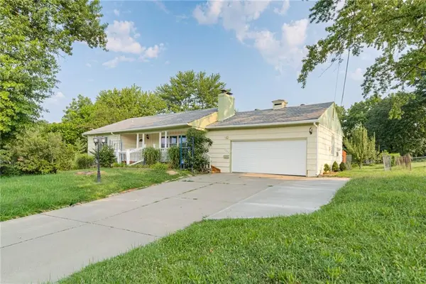 9200 E 87th ST, Raytown, MO 64138