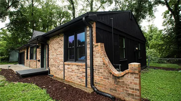 18405 E Truman RD, Independence, MO 64057