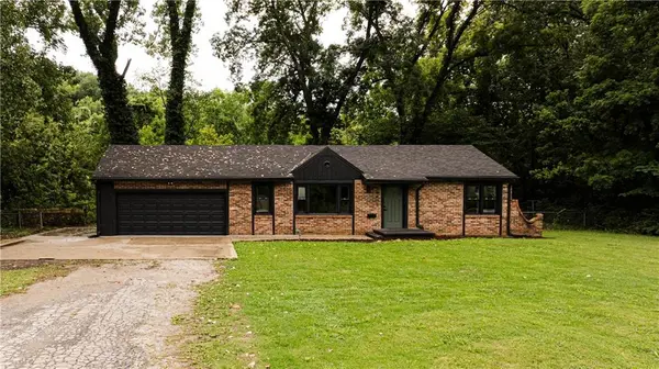 18405 E Truman RD, Independence, MO 64057