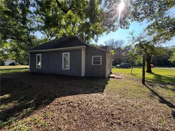 616 E 25th ST, Pittsburg, KS 66762