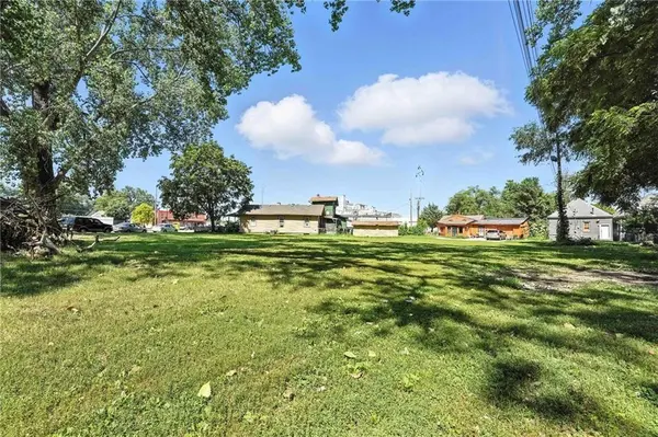 619 S 9th ST, Kansas City, KS 66105