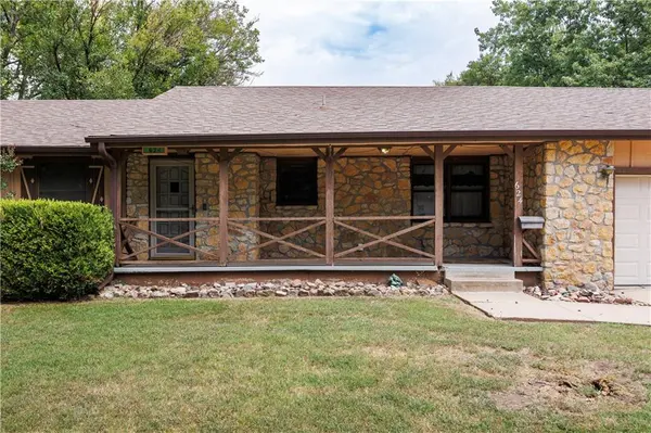 624 N 15th ST, Independence, KS 67301