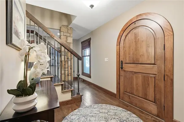 14900 S Rosehill RD, Olathe, KS 66062