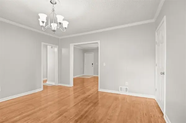 1409 S Kings HWY, Independence, MO 64055
