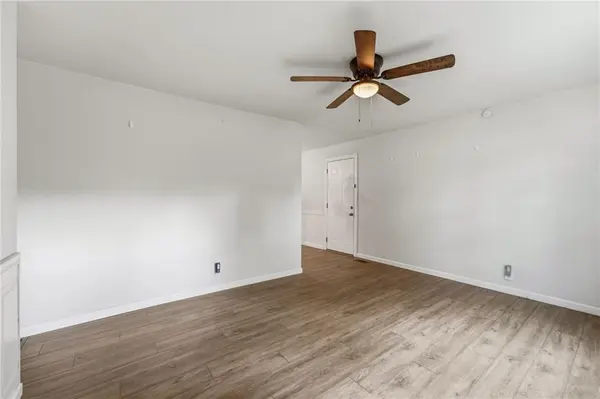 6302 E 152nd ST, Grandview, MO 64030